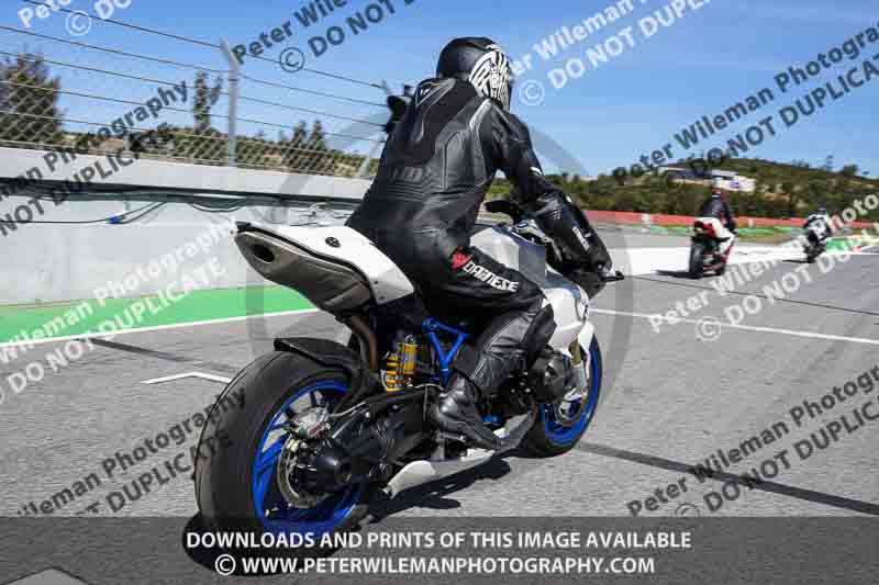 motorbikes;no limits;peter wileman photography;portimao;portugal;trackday digital images